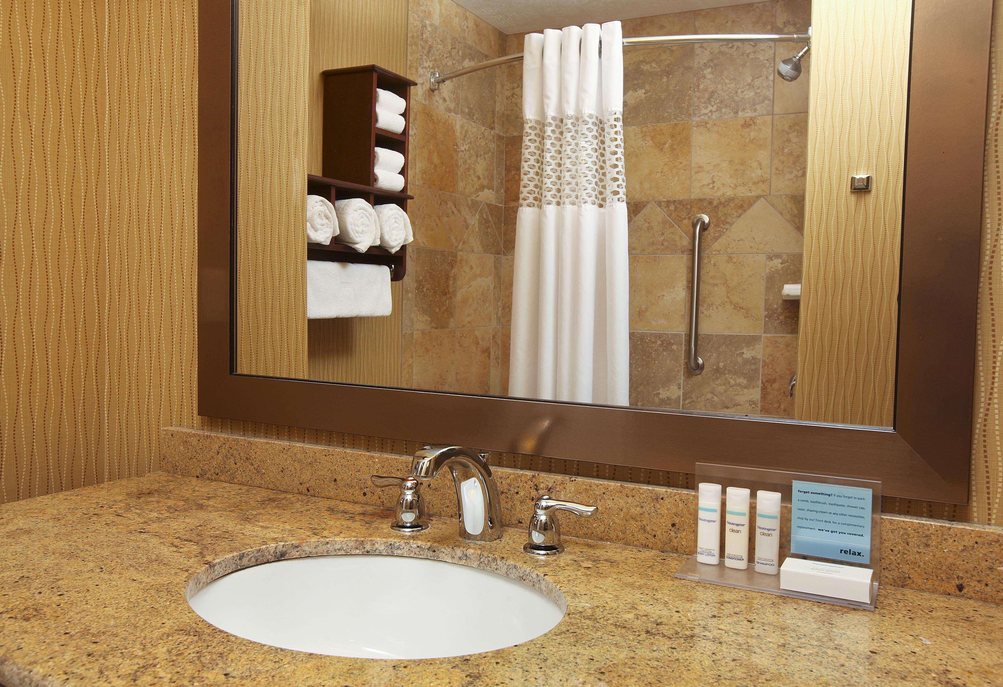 Hampton Inn & Suites Fargo Medical Center Ngoại thất bức ảnh
