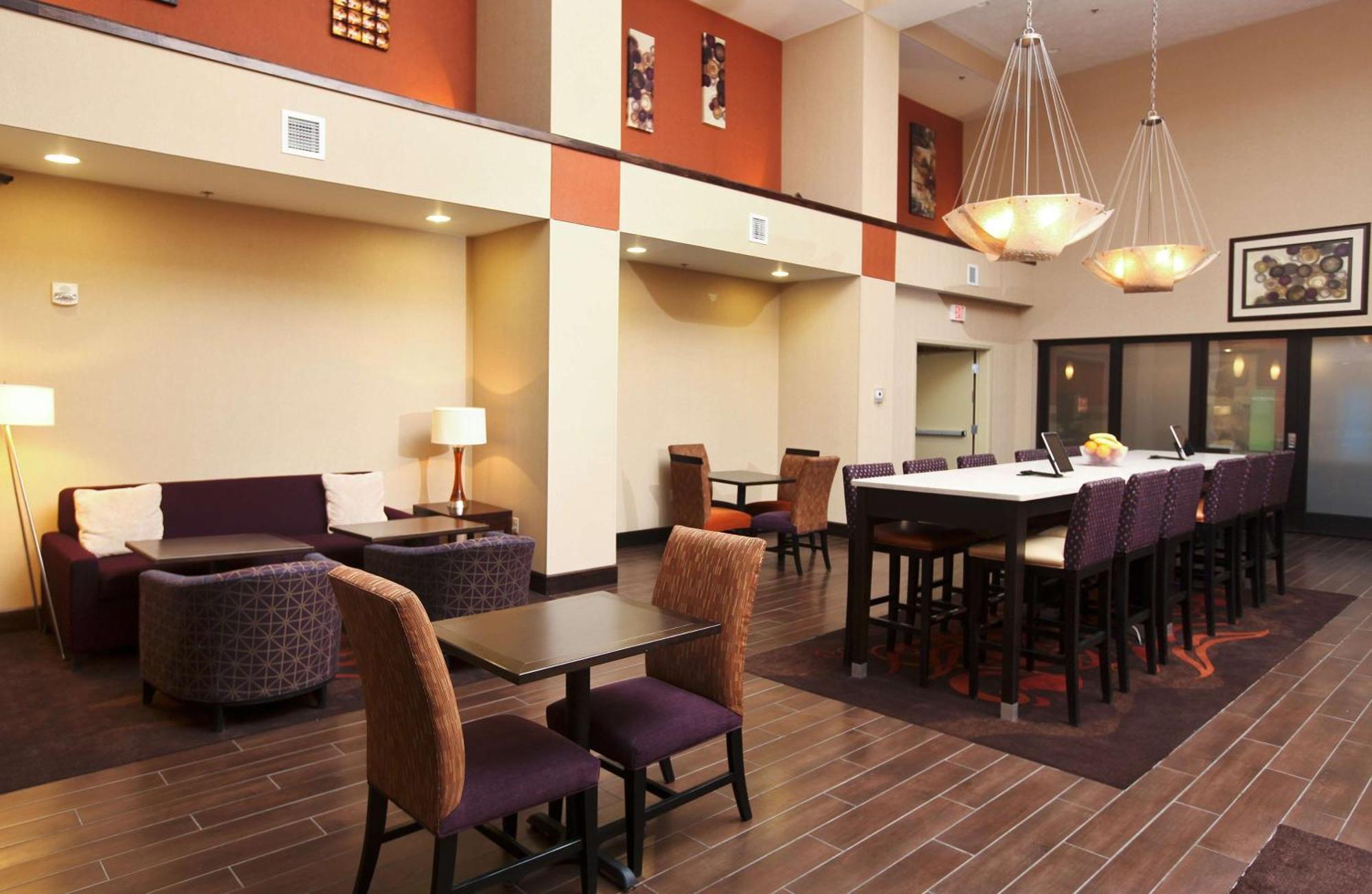 Hampton Inn & Suites Fargo Medical Center Ngoại thất bức ảnh
