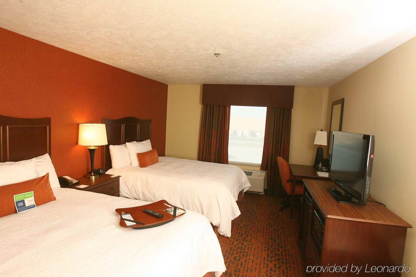 Hampton Inn & Suites Fargo Medical Center Phòng bức ảnh