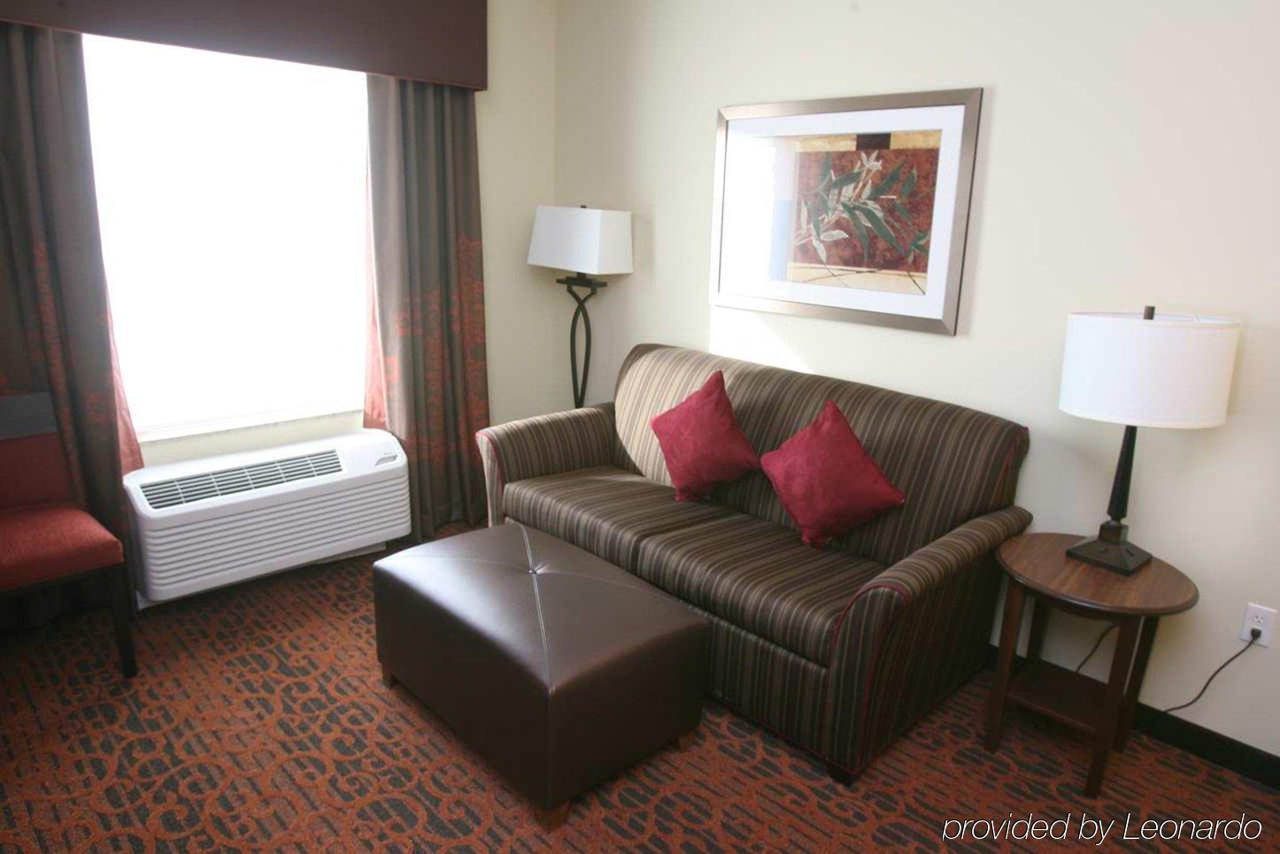Hampton Inn & Suites Fargo Medical Center Phòng bức ảnh